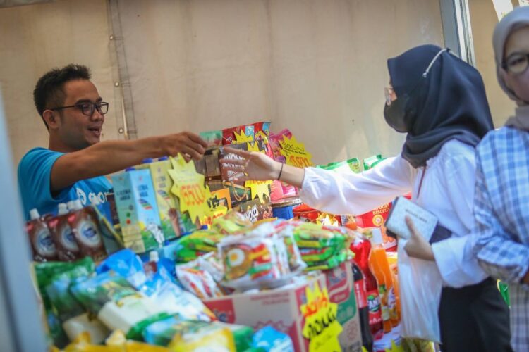 Antusias Sambut Pasar Murah, Warga: Murah dan Tinggal Jalan Kaki