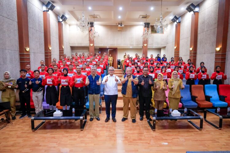 Farhan Ingatkan Paskibraka, Tugas Bukan Sekadar Baris-Berbaris
